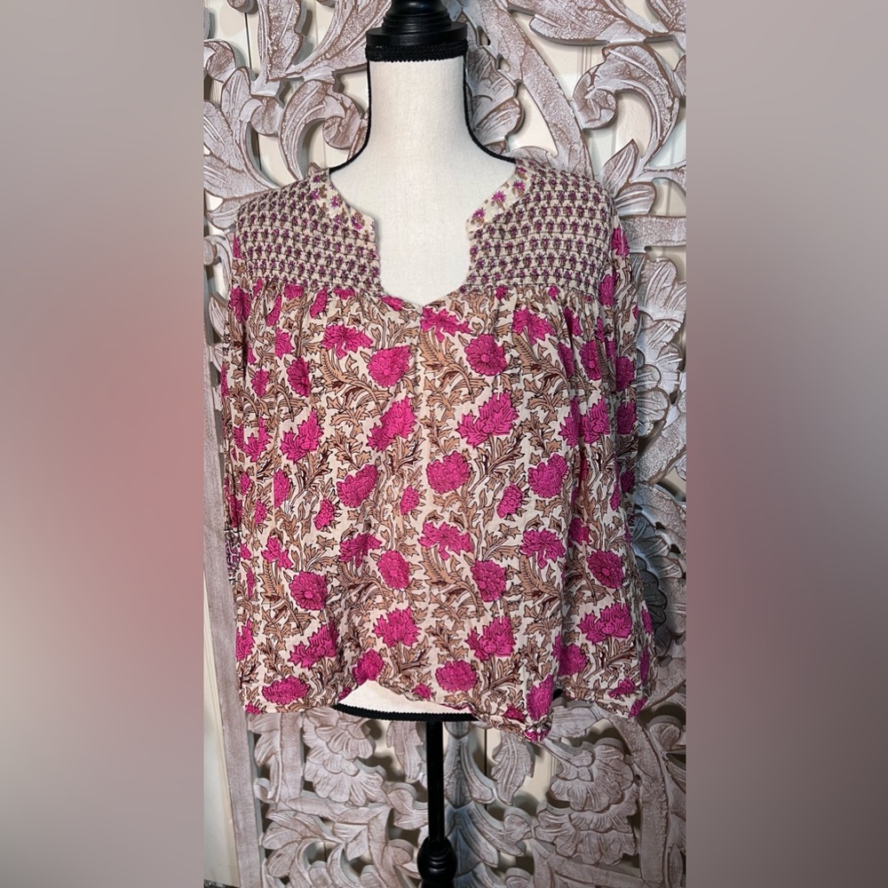 Rachel Zoe Pink Floral Smocked Long Sleeve V Neck Blouse Sz M